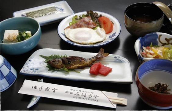 Miharaya Ryokan Gujo Exteriör bild